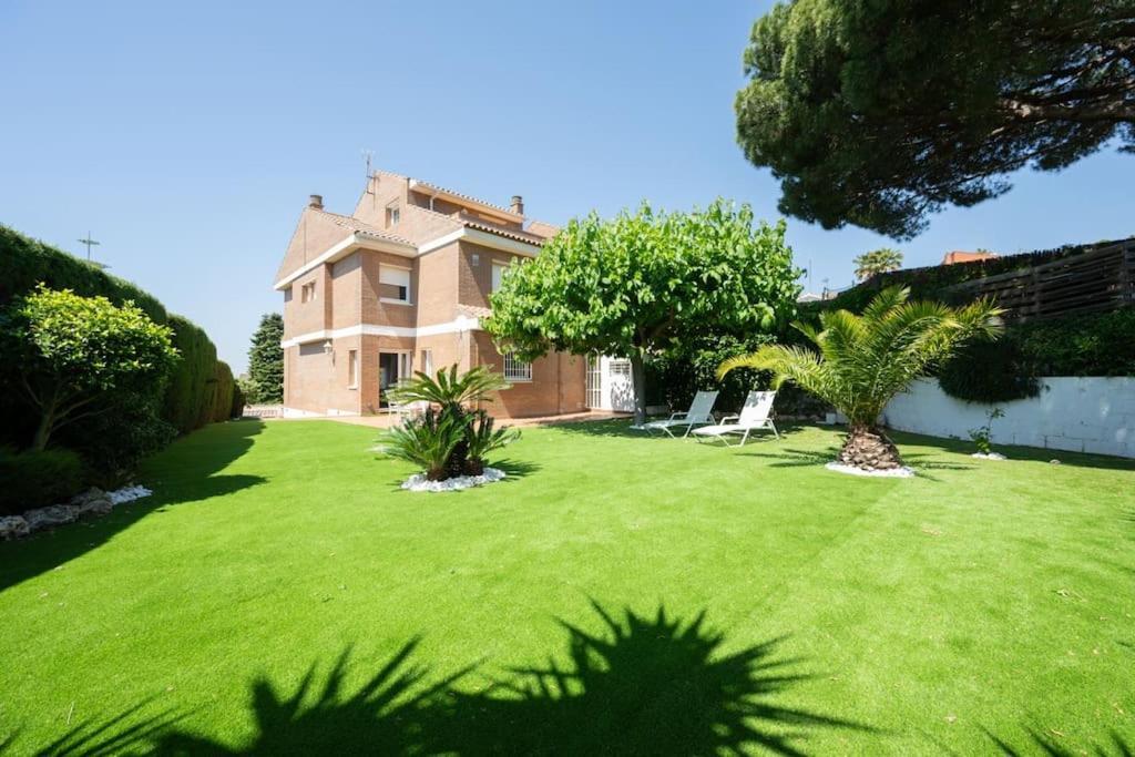 Casa Nina Junto Barcelona Centro Y Playa Villa Teia Exterior photo